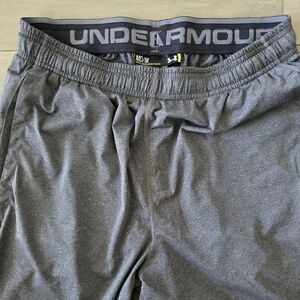 Mens Under Armour Gray Color Medium Size Loose Fit Polyester Shorts
